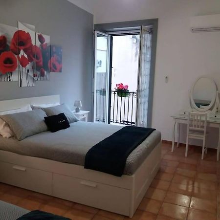 פלרמו Casa Vacanza Sole Di Sicilia מראה חיצוני תמונה