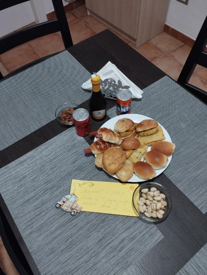 פלרמו Casa Vacanza Sole Di Sicilia מראה חיצוני תמונה